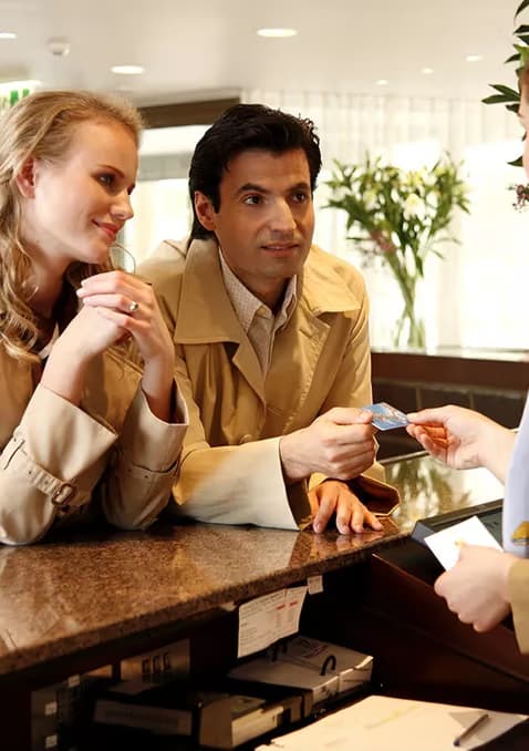 Training conversation at a table